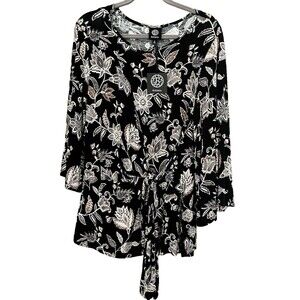 Bobeau Black Floral Print 3/4 Sleeve Blouse Medium M Faux Tie Wide Sleeve Rayon